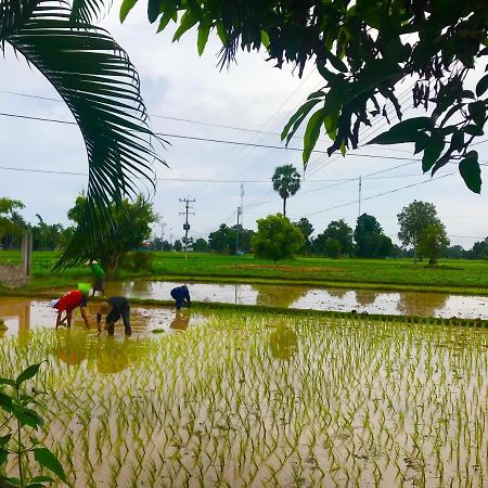 Nak Hotels Muang Khong Luaran gambar